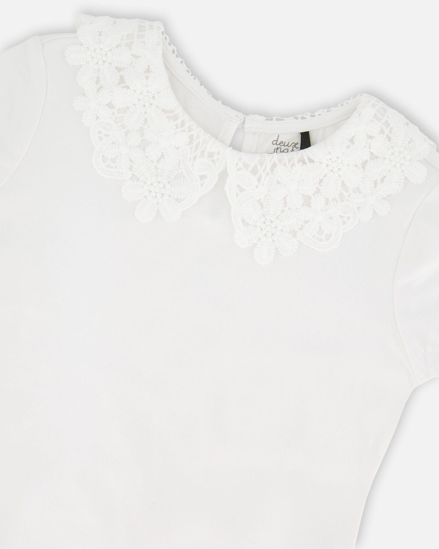 T-Shirt With Crochet Peter Pan Collar White-3