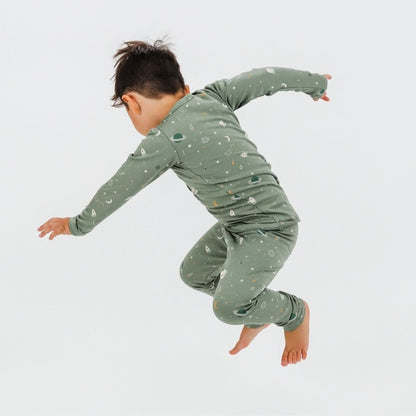 Kids' 2-Piece Bamboo Long Sleeve Snug-Fit Lounge Set | Outer Space-1