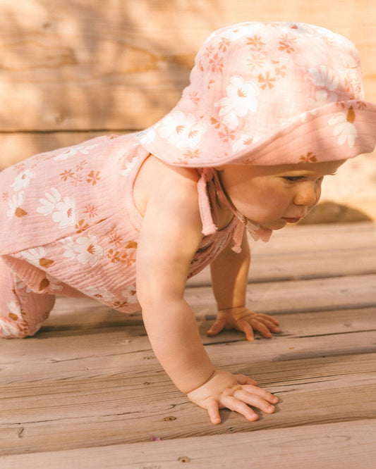Printed Muslin Bucket Hat Pink And White Flowers-1