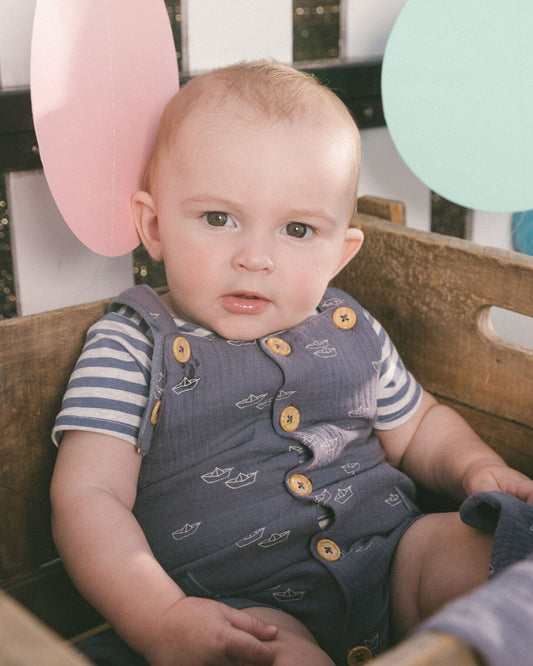 Printed Organic Cotton Onesie And Muslin Shortall Set Navy Blue Paper Boats-1
