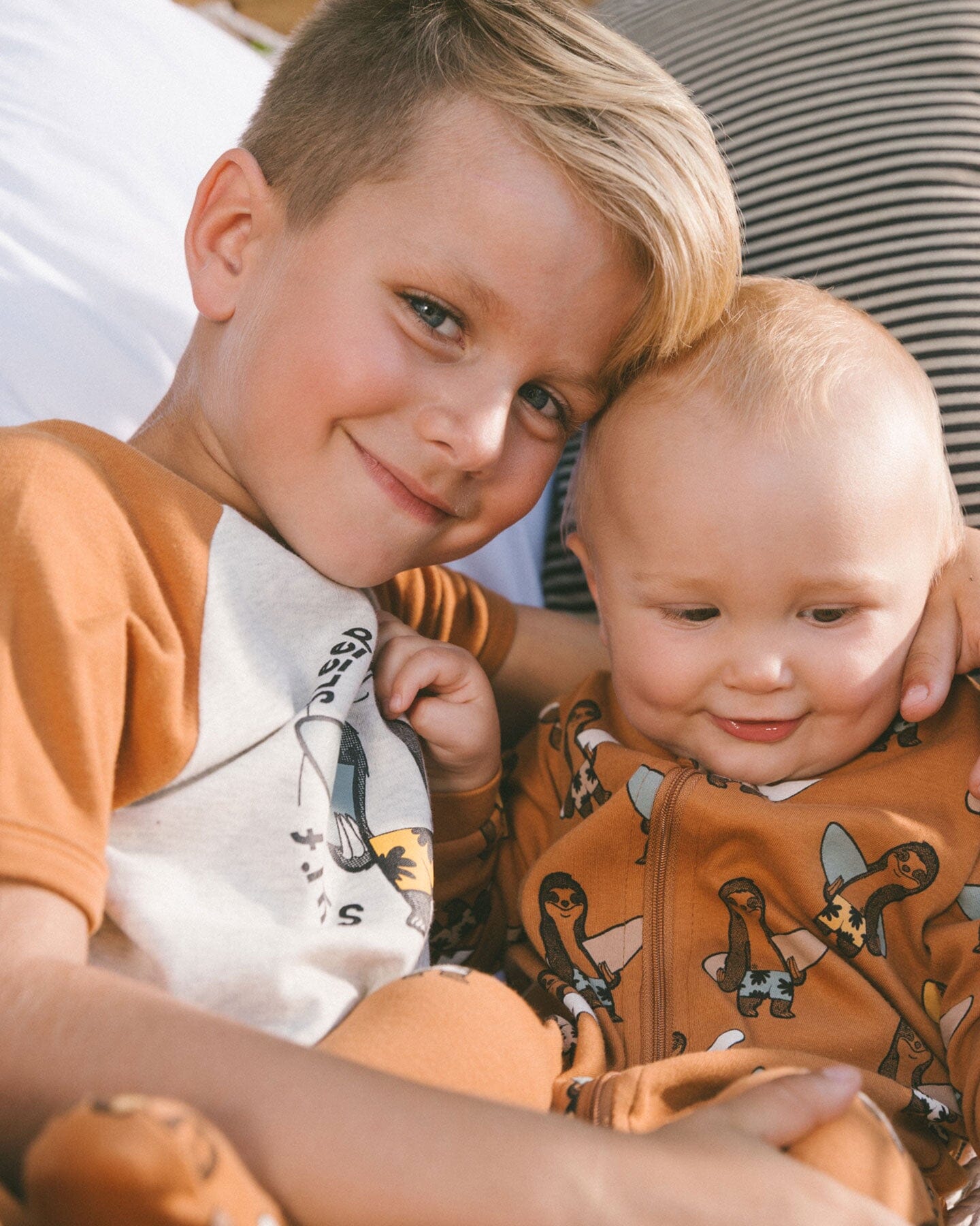 Organic Cotton Two-Piece Short Pajama Set Sloths On Tan And Mottled Background-3