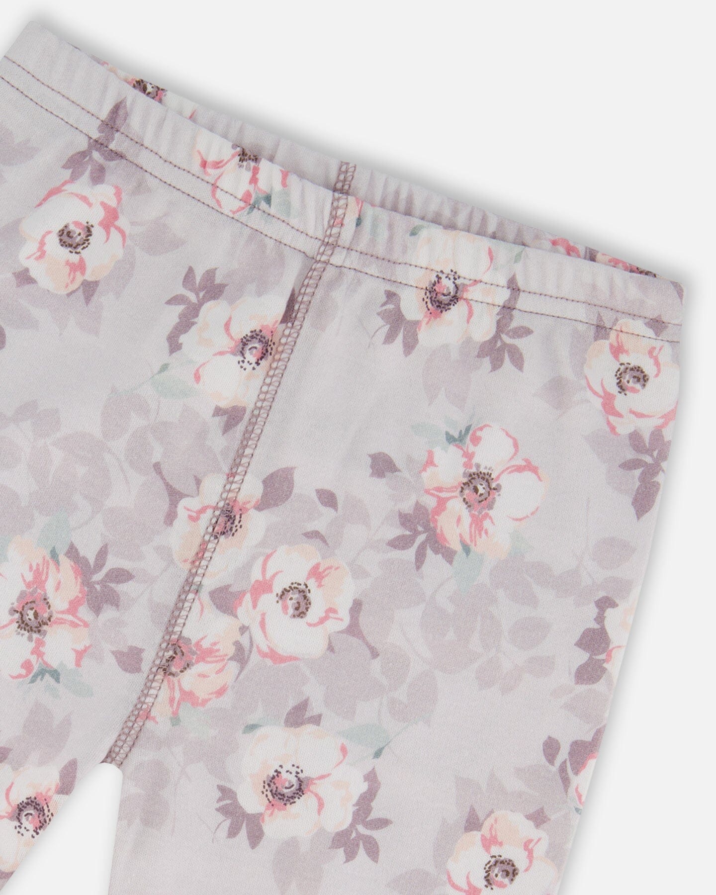Printed Organic Cotton Long Sleeve Top And Pant Pajama Set Pale Pink Flowers On Neutral Lilac-2