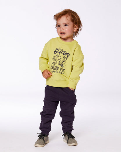 Pullover Graphic Sweatshirt Lime Green-2