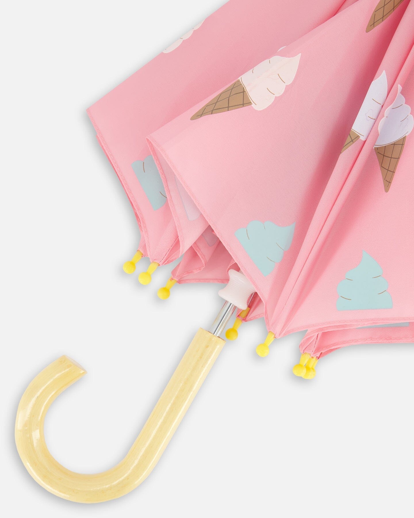 Pink Umbrella With Cones That Change Color Upon Contact With Water-2