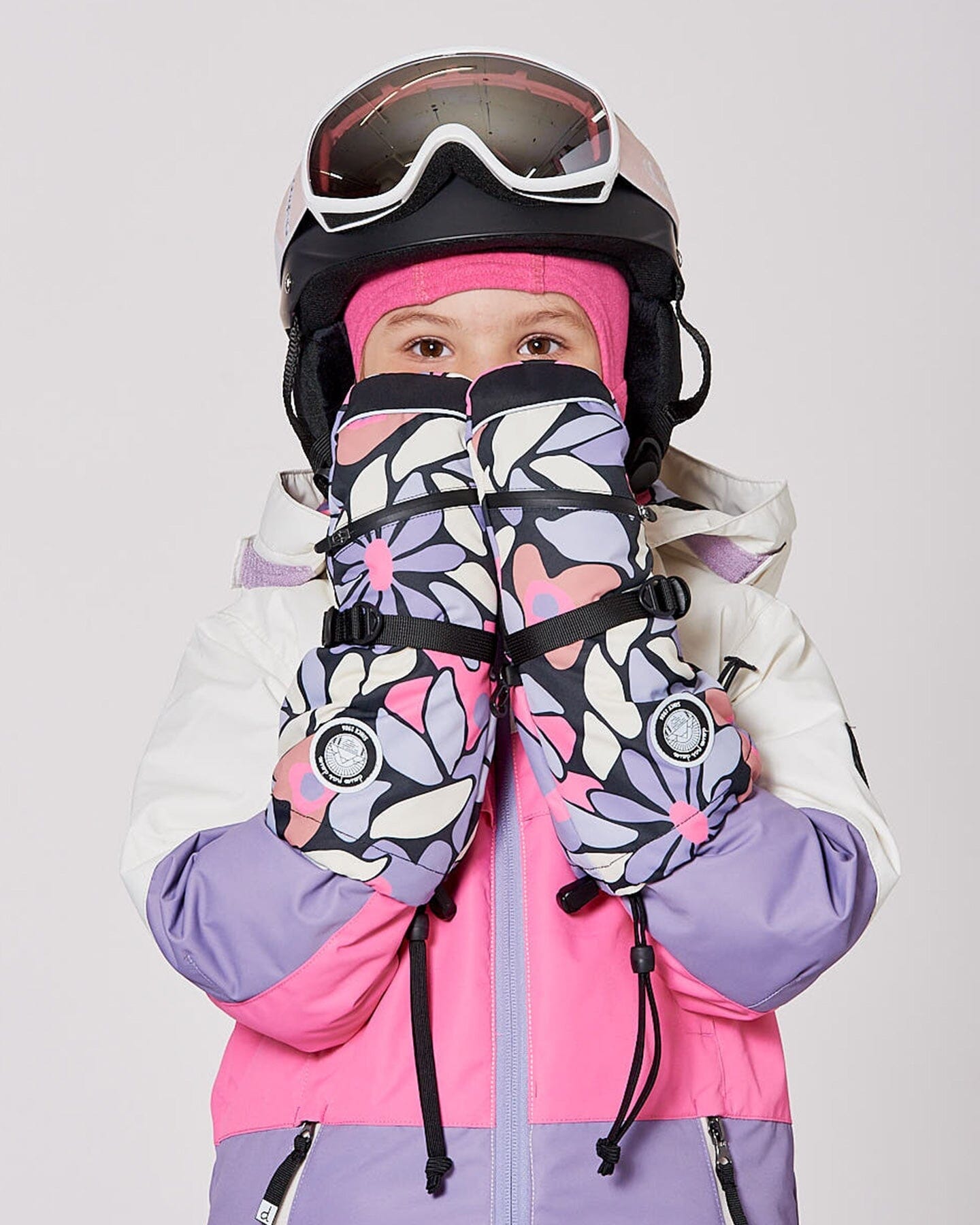 Winter Mittens Teknik Black Retro Flower Print-2